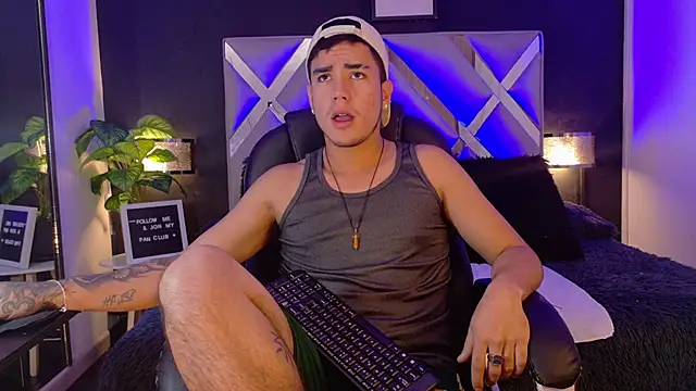 Alex-Rodriguezz Webcam show