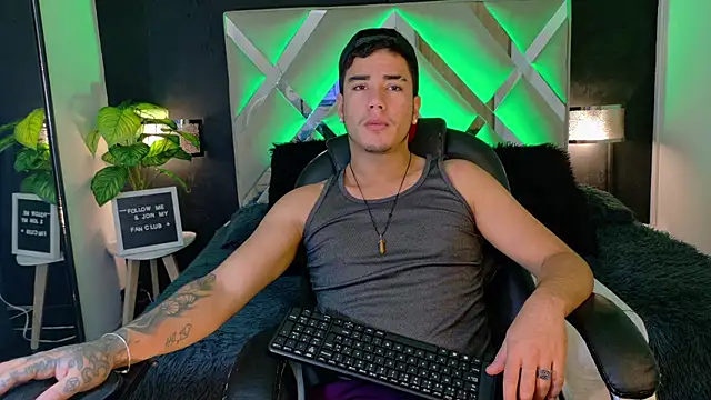 Alex-Rodriguezz Webcamshow