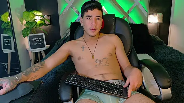 Show de Alex-Rodriguezz na webcam