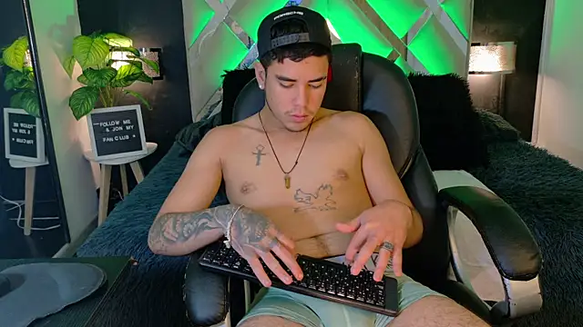 Вебкам-шоу Alex-Rodriguezz
