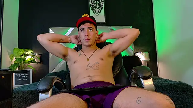 Alex-Rodriguezz Show in webcam