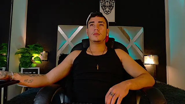 Alex-Rodriguezz Show in webcam
