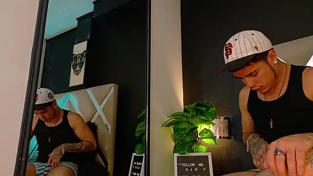 Alex-Rodriguezz Webcam show