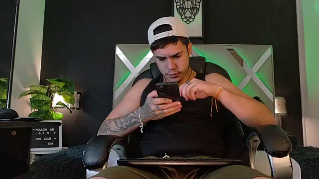 Alex-Rodriguezz webcam show