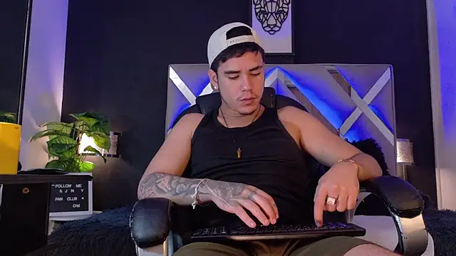 Alex-Rodriguezz Webcam show