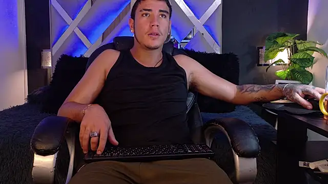 Show de Alex-Rodriguezz na webcam