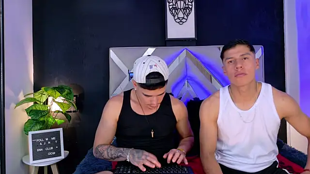 Show modela AlexAndAlbert na web-kameri