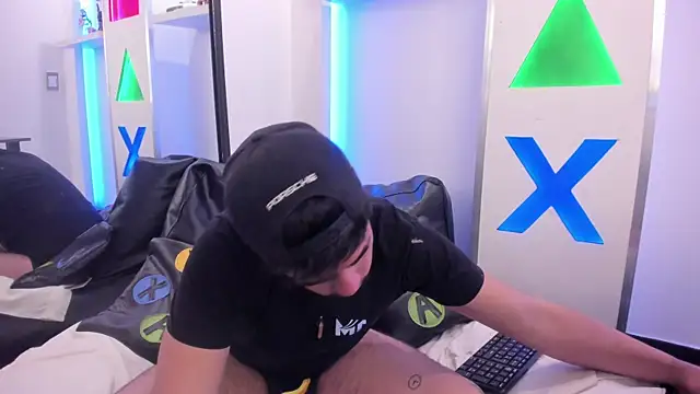 عرض كام AlexAndAlbert