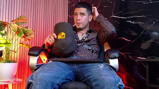 Show modela AlexAndAlbert na web-kameri
