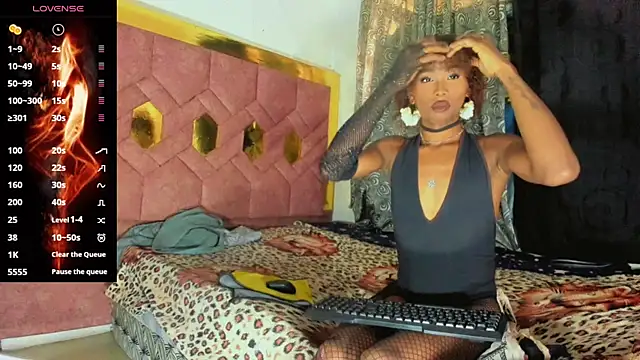 xsofiacastro's Webcam Show