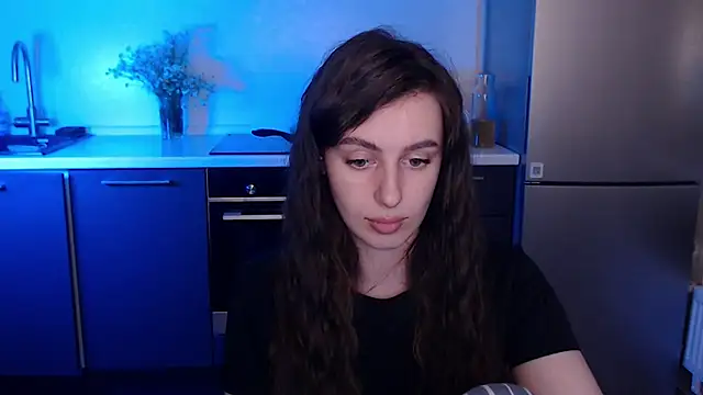 MuseMia Adlı Modelin Canlı XXX Sohbeti