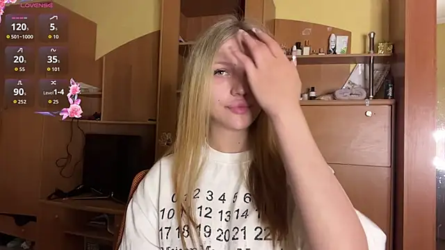 xXMelanieseXx's Live XXX Chat