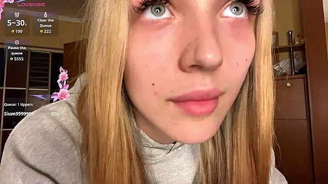 xXMelanieseXx: вебкам-шоу