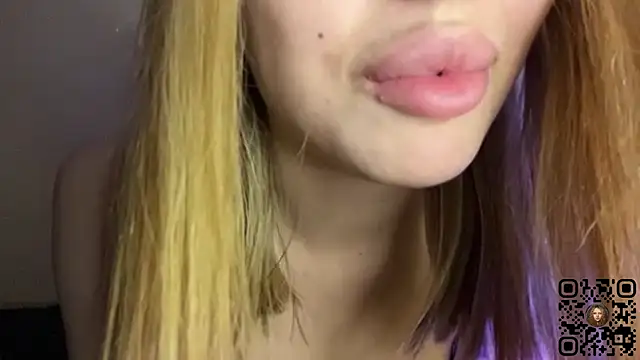 xXMelanieseXx Chat XXX live