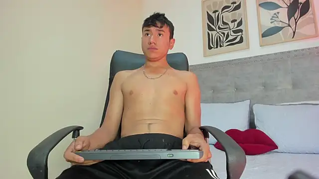 stick_and_julieth Шоу с уебкамера