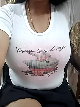 Chat +18 de Moonlight-Babe ao vivo