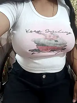 Moonlight-Babe's Live XXX Chat