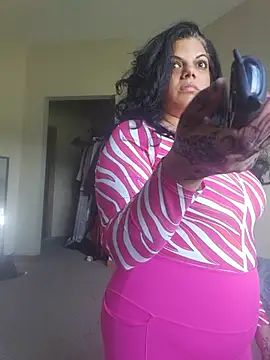 חדר צ'אט בשידור חי של habibiforyou81