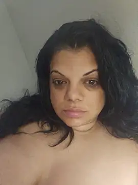 habibiforyou81 Show in webcam