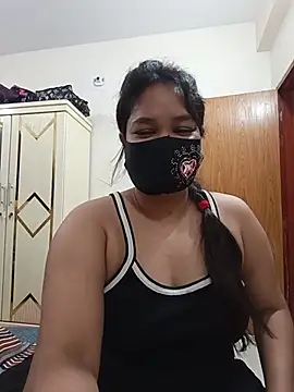 Neha-71 Adlı Modelin Web Kamerası Şovu