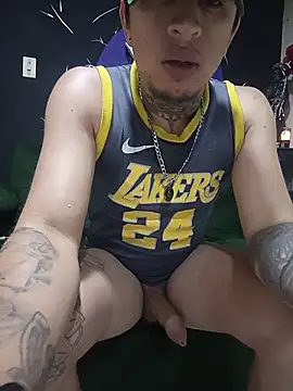 Valentino_DominusDirty webkamerás műsora