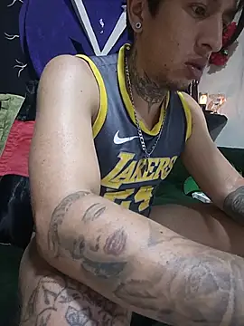 Valentino_DominusDirty 网络视讯表演