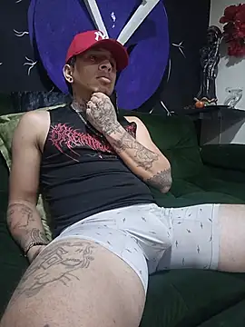 Valentino_DominusDirty Show in webcam
