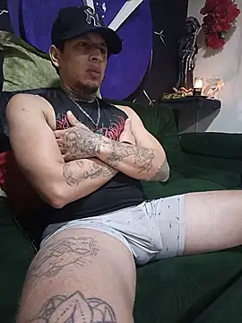 Valentino_DominusDirty – Kamerová šou