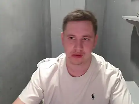 Max_Marlynn Webbikameraesitys