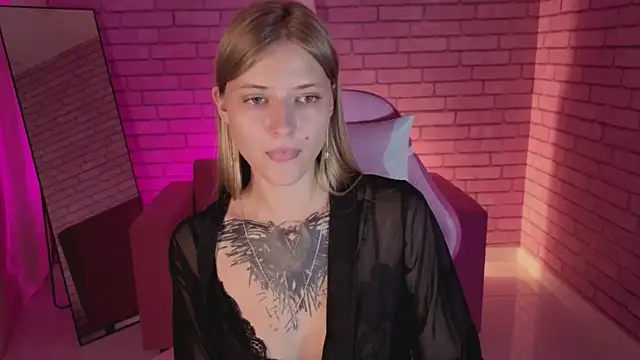 Show modela Rebecca_Caldwell na web-kameri