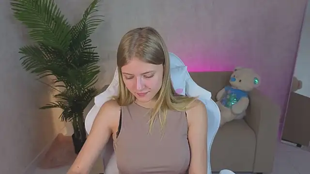 Rebecca_Caldwell's Webcam Show