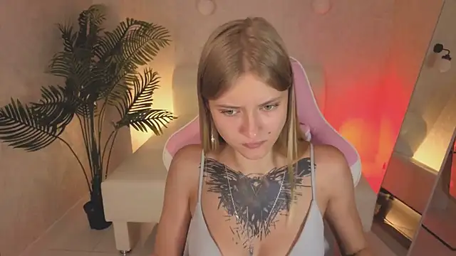 Rebecca_Caldwell webcam show