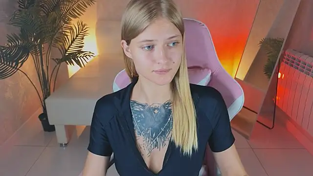 Rebecca_Caldwell webcam show