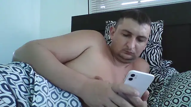 LeoKingstone webkamerás műsora