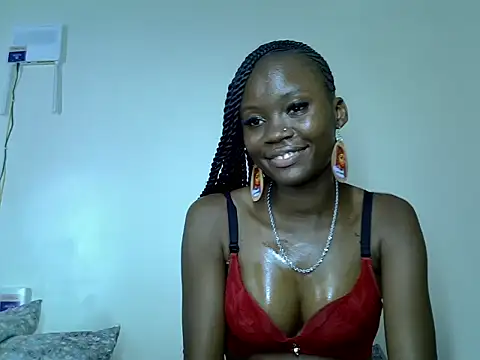 Show modela Ayla_lyra na web-kameri