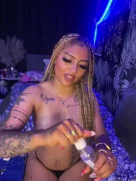 YoungXylena – webcam-show
