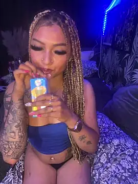 YoungXylena – webcam-show