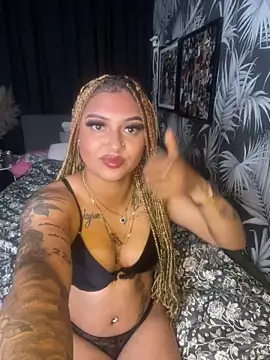 הופעת וובקאם של Crazy_Lulu
