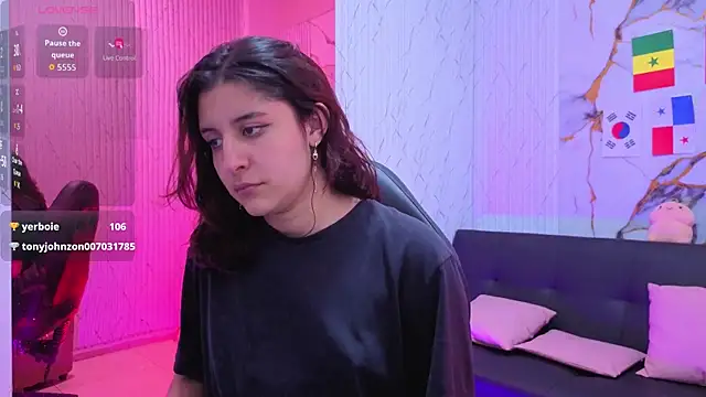 Czat XXX na żywo – Zyra_tay