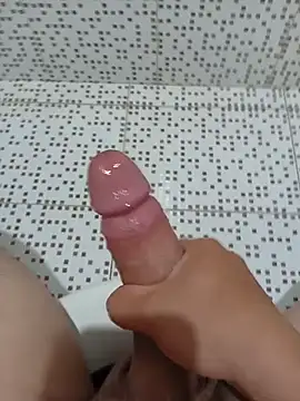 Gustavooo2020 – webcam-show