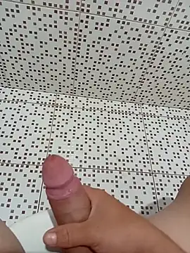 Show de Gustavooo2020 na webcam