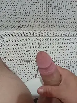 Show de Gustavooo2020 na webcam
