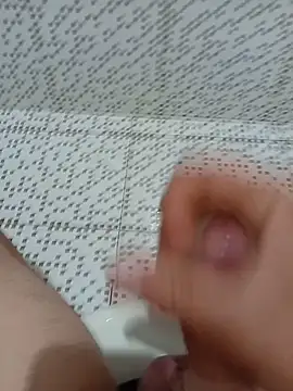Gustavooo2020's Webcam Show