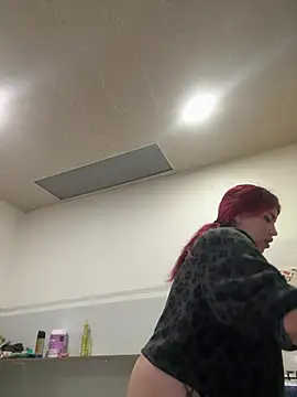 LilMoon_'s Live XXX Chat