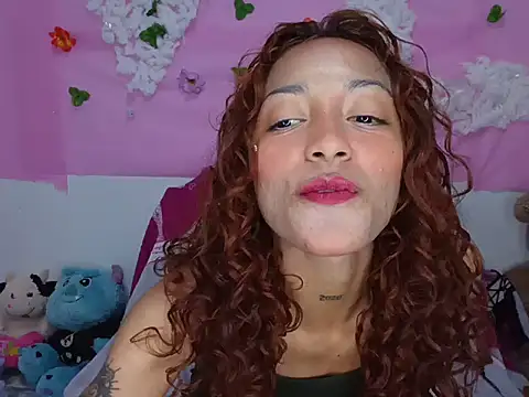 Elii_petit1's Webcam Show