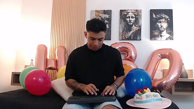 Diego_salvatore's Webcam Show