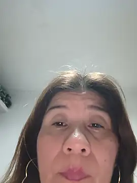 Sala de chat ao vivo de Naught-Milf