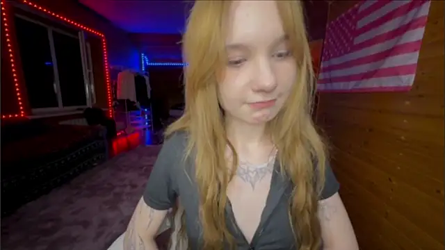 OpheliaVoss' Live XXX Chat