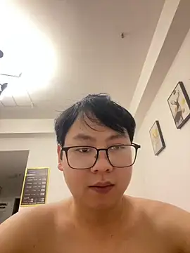 xiaoyi- 在線直播表演