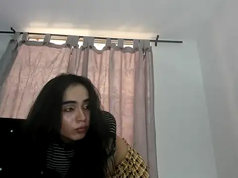 katalina_latin20 Webcam show